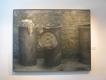 Maciej Bernhardt - Malarstwo - Galeria BWA w Sandomierzu, fragment wystawy, Garbage bins, olej, płótno, 125 x 160 cm, 1982-83 r.