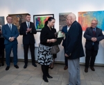 Szczepan Siudak, odbiera II Nagrodę Marszałka Województwa Świętokrzyskiego z rąk Dyrektor Departamentu Kultury i Dziedzictwa Narodowego Pani Magdaleny Kusztal 