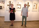 Dyrektor BWA Katarzyna Pisarczyk i Ryszard Gancarz otwieraj wystaw 'Ulica grafika'